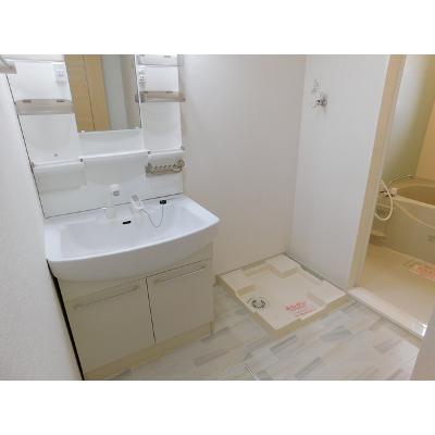 コリーヌ　Ⅲ 204【管理NO：1-019481801-02040】 ★家具家電は申し込み後に搬入します★の物件画像