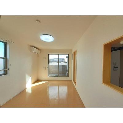 コリーヌ　Ⅱ 201【管理NO：1-018906501-02010】 ★家具家電は申し込み後に搬入します★の物件画像