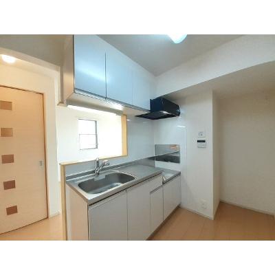 コリーヌ　Ⅱ 201【管理NO：1-018906501-02010】 ★家具家電は申し込み後に搬入します★の物件画像