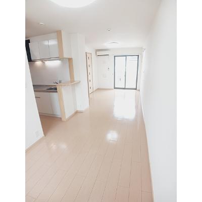 ステーショングレイス 101【管理NO：1-018406501-01010】 ★家具家電は申し込み後に搬入します★の物件画像