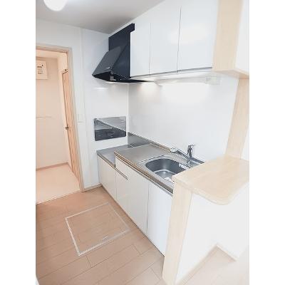 ステーショングレイス 101【管理NO：1-018406501-01010】 ★家具家電は申し込み後に搬入します★の物件画像