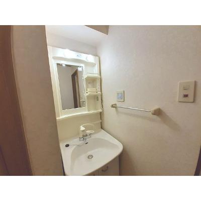 ウィストリアパーク 203【管理NO：1-010350901-02030】 ★家具家電は申し込み後に搬入します★の物件画像