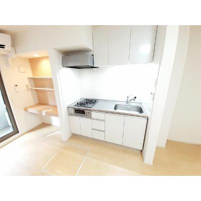 ３２Ｗｅｓｔ 103【管理NO：1-024740901-01030】 ★家具家電は申し込み後に搬入します★の物件画像
