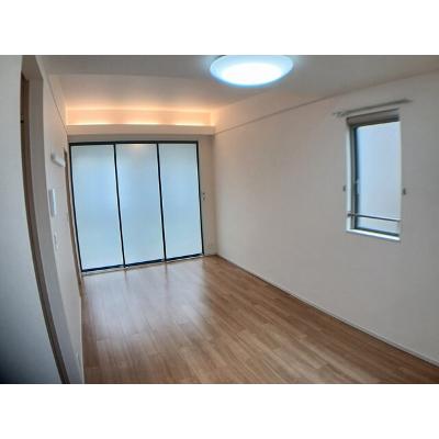 カーサ・フィオーレ 201【管理NO：1-021541601-02010】 ★家具家電は申し込み後に搬入します★の物件画像
