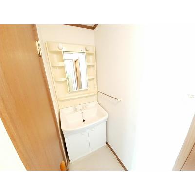 パレシャルマンＢ 101【管理NO：1-010591102-01010】 ★家具家電は申し込み後に搬入します★の物件画像