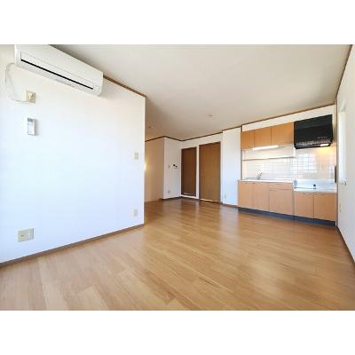 ＰＡＴＩＥＮＴ上野山 203【管理NO：1-009687201-02030】 ★家具家電は申し込み後に搬入します★の物件画像