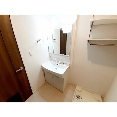 カーサ　みなと 103【管理NO：1-027192301-01030】 ★家具家電は申し込み後に搬入しますの物件画像