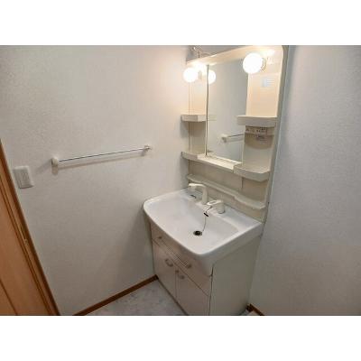 カーサ・フローラ 105【管理NO：1-014672301-01050】 ★家具家電は申し込み後に搬入します★ ★2026年10月上旬入居可能★の物件画像