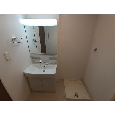 アルカンシエルＤ 203【管理NO：1-026860902-02030】 ★家具家電は申し込み後に搬入します★の物件画像