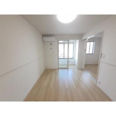 コンフォート　アライブⅤ 102【管理NO：1-026661301-01020】 ★家具家電は申し込み後に搬入します★の物件画像