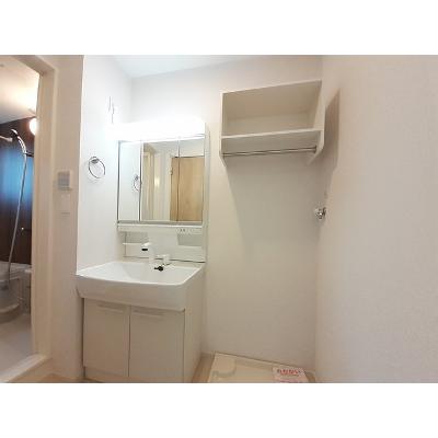 しいの木Ｂ 103【管理NO：1-024818902-01030】 ★家具家電は申し込み後に搬入しますの物件画像