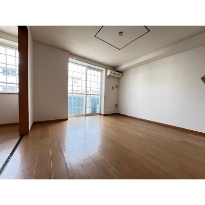 ウエスト　ヴィル　ヌーヴⅡ 202【管理NO：1-013648502-02020】 ★家具家電は申し込み後に搬入します★の物件画像