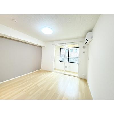 リベルテ　Ａ 103【管理NO：1-028398701-01030】 ★家具家電は申し込み後に搬入します★の物件画像