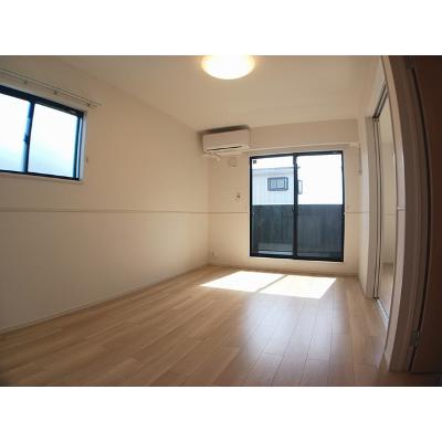 ソレイユルヴァンⅡ 201【管理NO：1-026812101-02010】 ★家具家電は申し込み後に搬入します★の物件画像