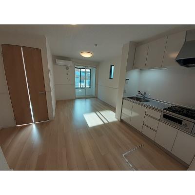 プラシードＳ 101【管理NO：1-026632301-01010】 ★家具家電は申し込み後に搬入します★の物件画像