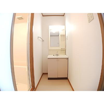 エヴァーグリーンハイム 201【管理NO：1-007703801-02010】 ★家具家電は申し込み後に搬入しますの物件画像