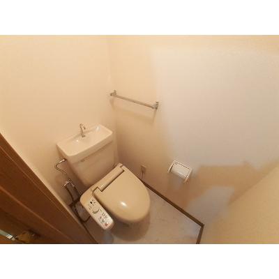 スカイフィールドα 203【管理NO：1-007672801-02030】 ★家具家電は申し込み後に搬入します★の物件画像