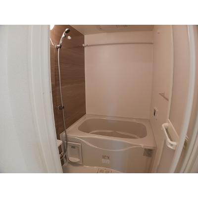 カルタム 103【管理NO：1-027564601-01030】 ★家具家電は申し込み後に搬入します★の物件画像