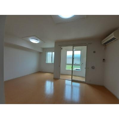 グレンジェルメＢ 103【管理NO：1-017285602-01030】 ★家具家電は申し込み後に搬入しますの物件画像