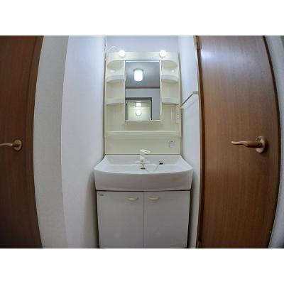 フォンテーヌ 103【管理NO：1-011029201-01030】 ★家具家電は申し込み後に搬入します★の物件画像