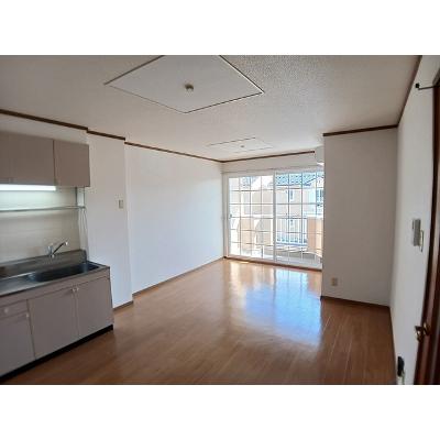 パレクロスロードＢ 222【管理NO：1-009604002-02020】 ★家具家電は申し込み後に搬入します★の物件画像