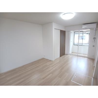 フルフィウス 102【管理NO：1-028243401-01020】 ★家具家電は申し込み後に搬入しますの物件画像