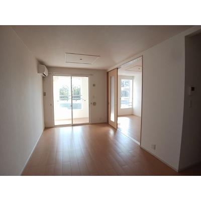 クヴェレ 204【管理NO：1-017449201-02040】 ★家具家電は申し込み後に搬入しますの物件画像