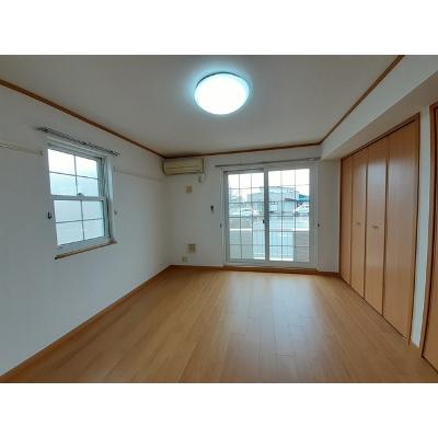 ベルーナ　Ⅰ 101【管理NO：1-013103201-01010】 ★家具家電は申し込み後に搬入しますの物件画像