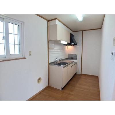 サウス・ウィンド　Ⅱ 202【管理NO：1-012055302-02020】 ★家具家電は申し込み後に搬入しますの物件画像