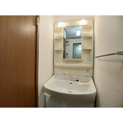 リヴィエール 121【管理NO：1-011049501-02010】 ★家具家電は申し込み後に搬入します★の物件画像