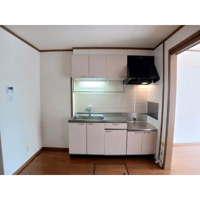 リファインド 102【管理NO：1-010542801-01020】 ★家具家電は申し込み後に搬入しますの物件画像
