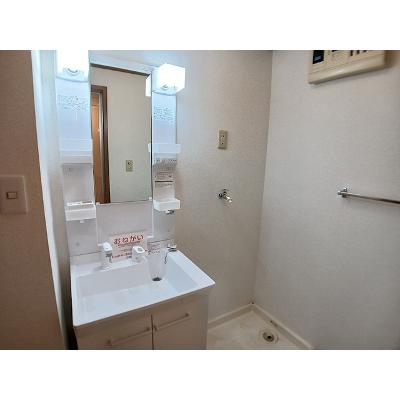 サンフラワ－２４ 102【管理NO：1-007463701-01020】 ★家具家電は申し込み後に搬入しますの物件画像