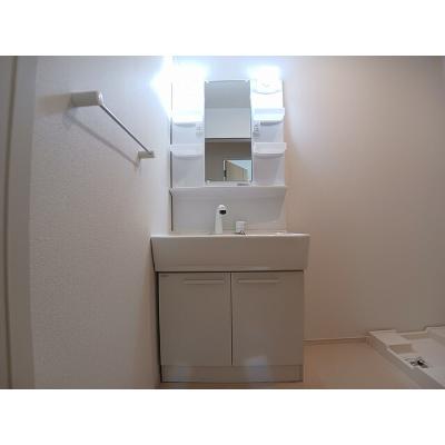 ソレイユ米沢 204【管理NO：1-021270801-02040】 ★家具家電は申し込み後に搬入します 2026年07月中旬入居可能の物件画像
