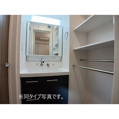 コージーハウス　ファミリアＥ 105【管理NO：1-028035701-01050】 ★家具家電は申し込み後に搬入します 2026年09月上旬入居可能の物件画像