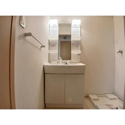 グレイス　ビクトリー　Ⅲ 102【管理NO：1-017067003-01020】 ★家具家電は申し込み後に搬入しますの物件画像