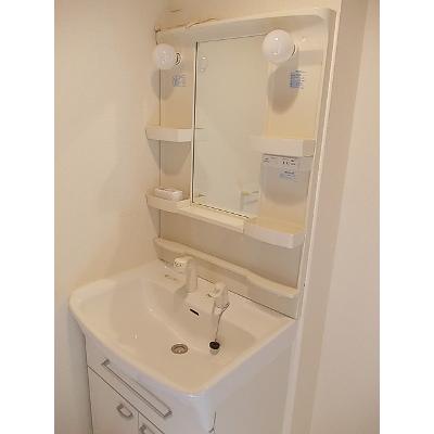 ウッド☆ベル 102【管理NO：1-014308301-01020】 ★家具家電は申し込み後に搬入します 2026年08月上旬入居可能の物件画像