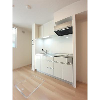 モダン・プリムローズ 102【管理NO：1-027181601-01020】 ★家具家電は申し込み後に搬入します★の物件画像