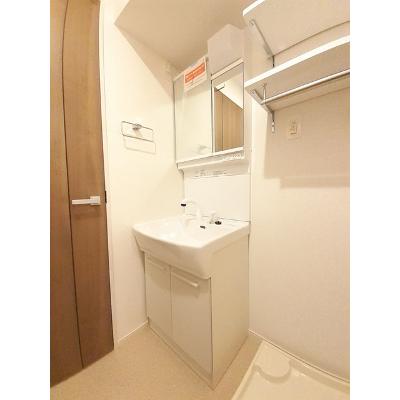 モダン・プリムローズ 101【管理NO：1-027181601-01010】 ★家具家電は申し込み後に搬入します★の物件画像