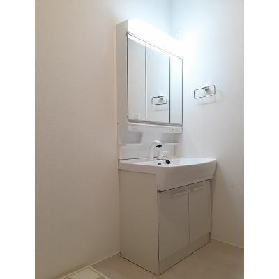 ルミエール・秀 201【管理NO：1-026736501-02010】 ★家具家電は申し込み後に搬入しますの物件画像