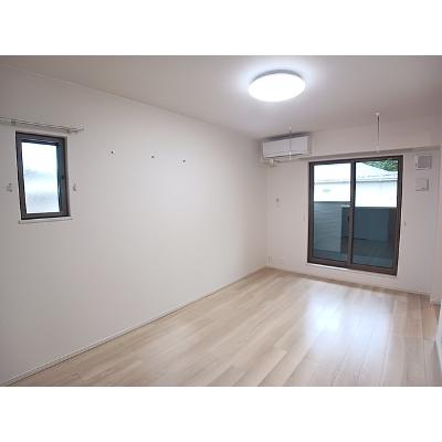 ユイナス 207【管理NO：1-026073801-02060】 ★家具家電は申し込み後に搬入します★の物件画像