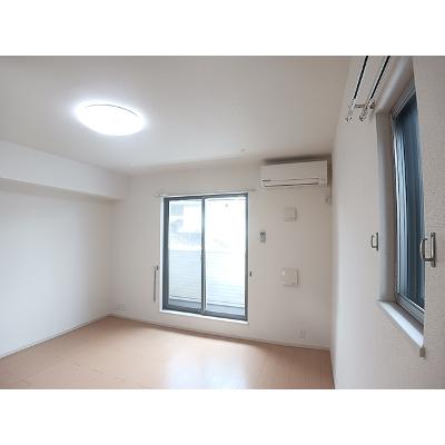 メーディオ・ノール 203【管理NO：1-019637201-02030】 ★家具家電は申し込み後に搬入します★の物件画像
