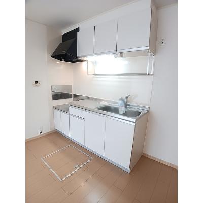 クリスタルコート　Ｃ 101【管理NO：1-016056501-01010】 ★家具家電は申し込み後に搬入しますの物件画像