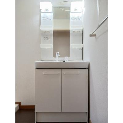 グランソレイユＫＯ　Ⅴ 203【管理NO：1-015954601-02030】 ★家具家電は申し込み後に搬入しますの物件画像