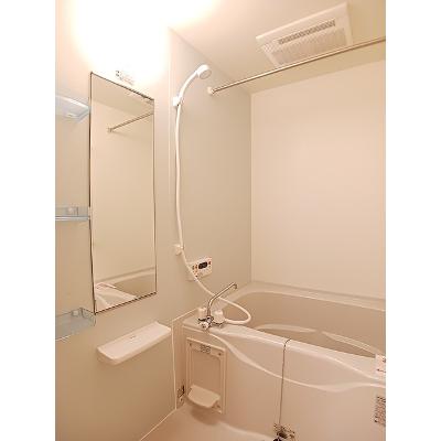 フローラ・スクエア 101【管理NO：1-015442501-01010】 ★家具家電は申し込み後に搬入します★の物件画像