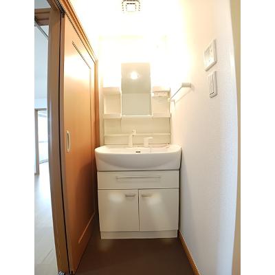 アヴァンティ 202【管理NO：1-014311201-02020】 ★家具家電は申し込み後に搬入しますの物件画像