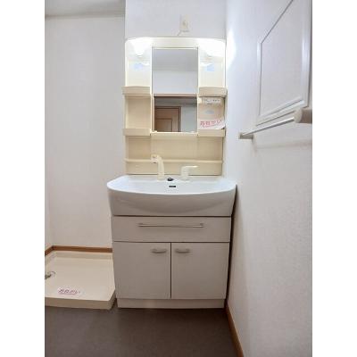 グランソレイユＫＯ　Ⅲ 201【管理NO：1-014200103-02010】 ★家具家電は申し込み後に搬入しますの物件画像