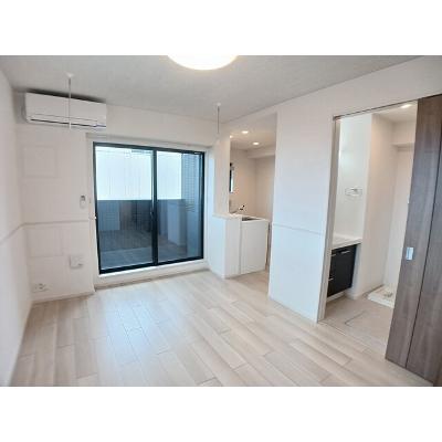 ブラン 201【管理NO：1-028373201-02010】 ★家具家電は申し込み後に搬入します★の物件画像