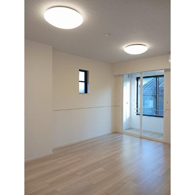 マドベーゼ 101【管理NO：1-027390601-01010】 ★家具家電は申し込み後に搬入しますの物件画像