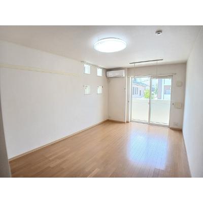 セントラルサイドＢ 101【管理NO：1-016510302-01010】 ★家具家電は申し込み後に搬入します★の物件画像