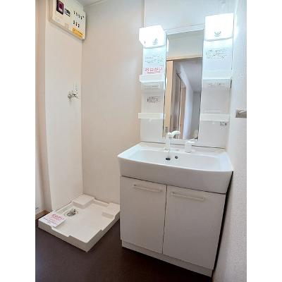クレメント・レジデンスⅡ 101【管理NO：1-015545402-01010】 ★家具家電は申し込み後に搬入します★の物件画像